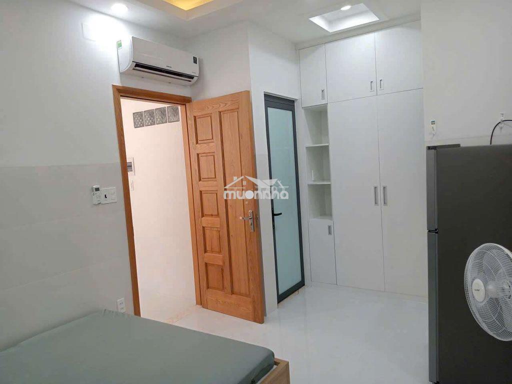 Phòng ban công full nội thất ngay đh ngân hàng & spkt tp.hcm - 2