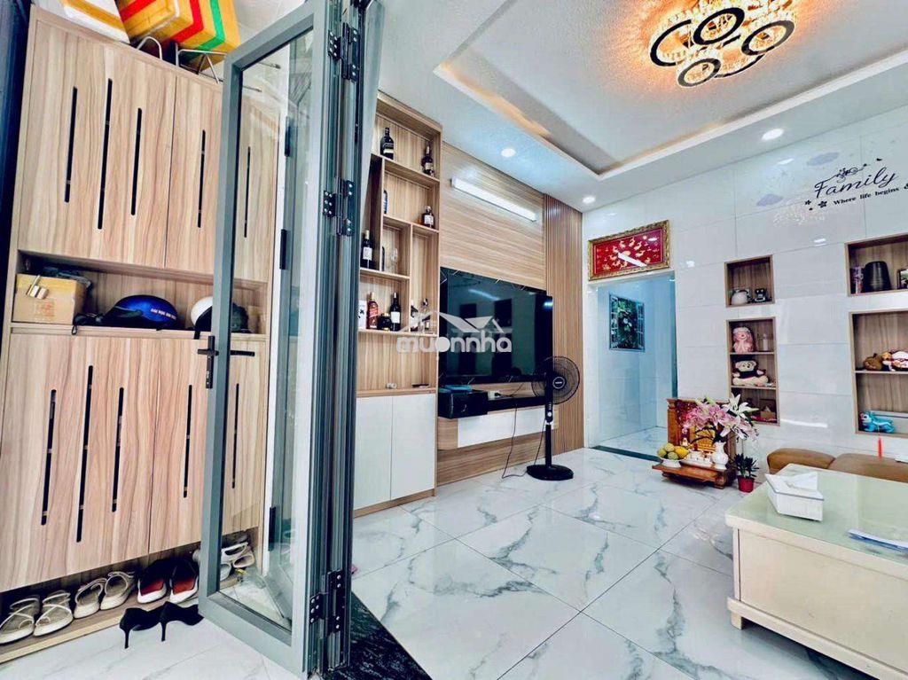 Bán nhà,  quang trung gò vấp ,ngang 4m- 50m ,giá : 4.5tỷ - 2