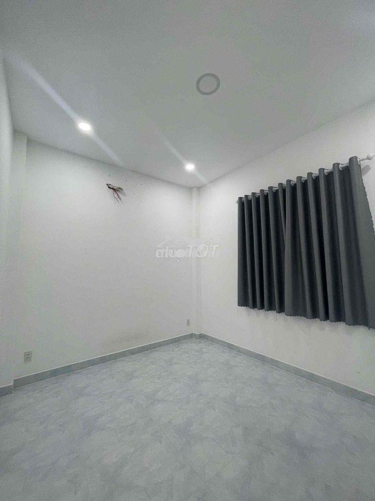 Nhà mới đường số 2 trường thọ,gần metro,chợ thủ đức