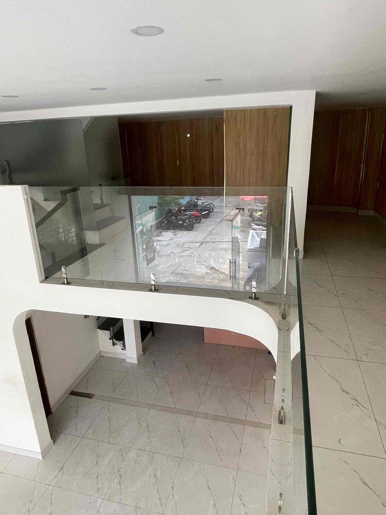 Nhà bán mặt tiền thục 262 cách mạng tháng 8. quận 3 ( 6x12m) 5 lầu. - 4