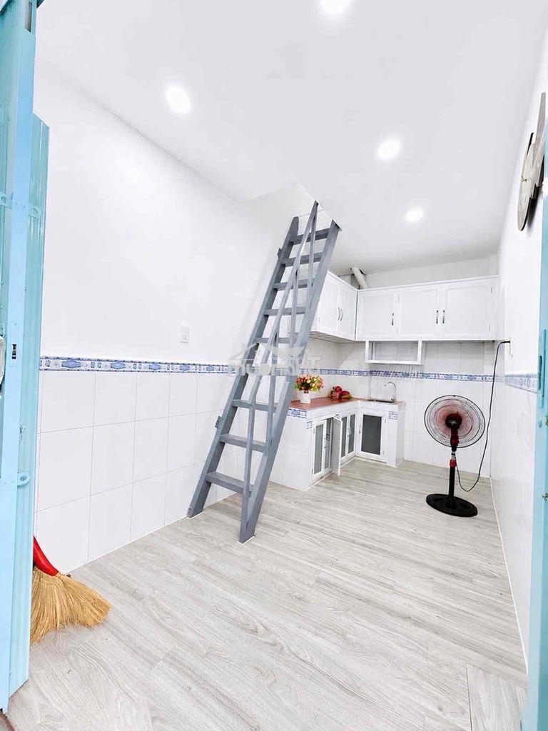 Nhà hậu giang quận 6 4 tầng 40m2. 1.66 tỷ