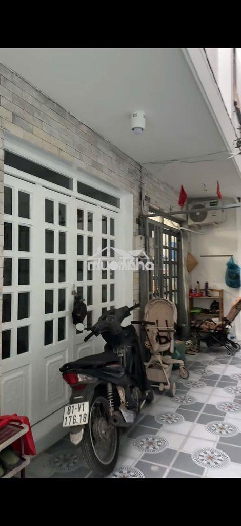 CHO THUÊ NHÀ NGUYÊN CĂN NHÀ BÈ, GIÁP Q7 - 4