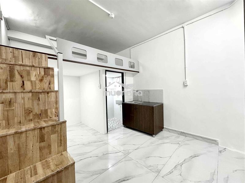 Phòng full nội thất thang máy rộng nhà mới xây gần âu cơ aeon đh huit