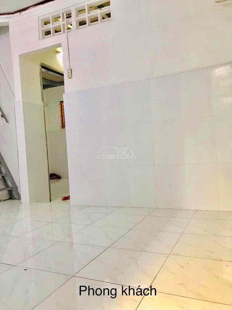 Nhà vị trí đẹp đinh tiên hoàng đakao q1 máy lạnh, nc nóng