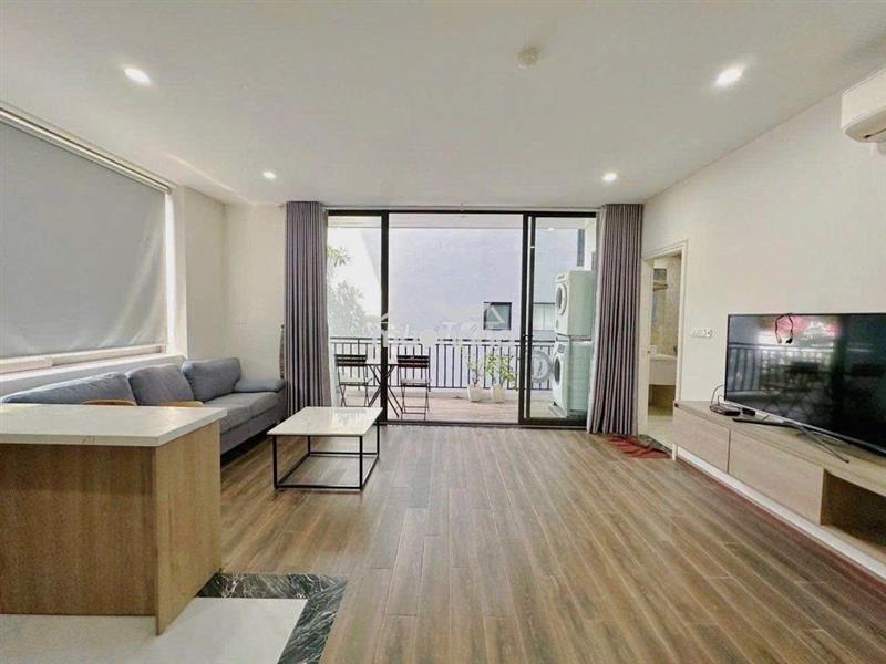 Cho thuê 1pn bancol 50m2 khu sân bay đ.yên thế gần cv gia định