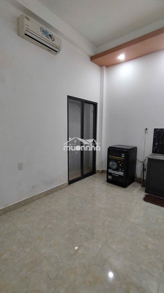 Phòng 18 m2 pv trị-pv đồng cửa sổ lùa máy giặt riêng gần đh cn, đhvl