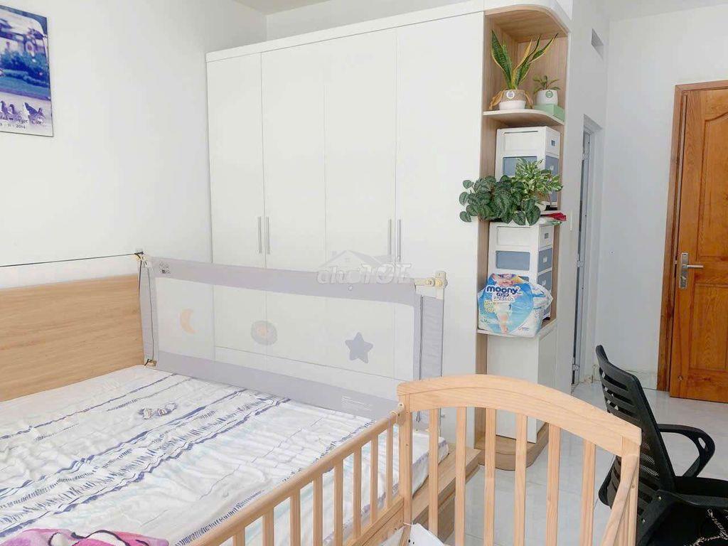 Nhà hẻm 310 dương quảng hàm p5 gv. 4 tầng. 4pn.5 wc - 2