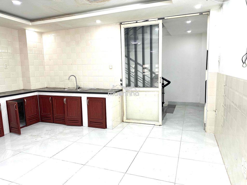 Cho thuê toà nhà làm chdv 5*25m 6lầu  hxt phạm văn bạch - 3