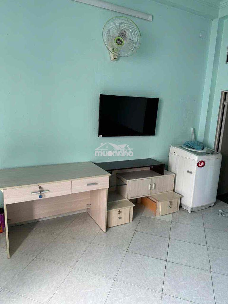 Phòng đẹp dành cho nữ full nt . phú nhuận