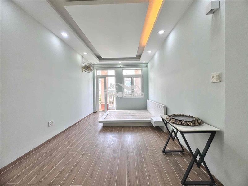 Giá thật 100%_1pn ban công nguyên lầu mới 100% 50m2 ngay cầu kiệu