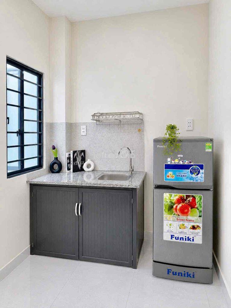 Căn hộ ngay cầu vượt lê văn việt, full nội thất ở liền - 2