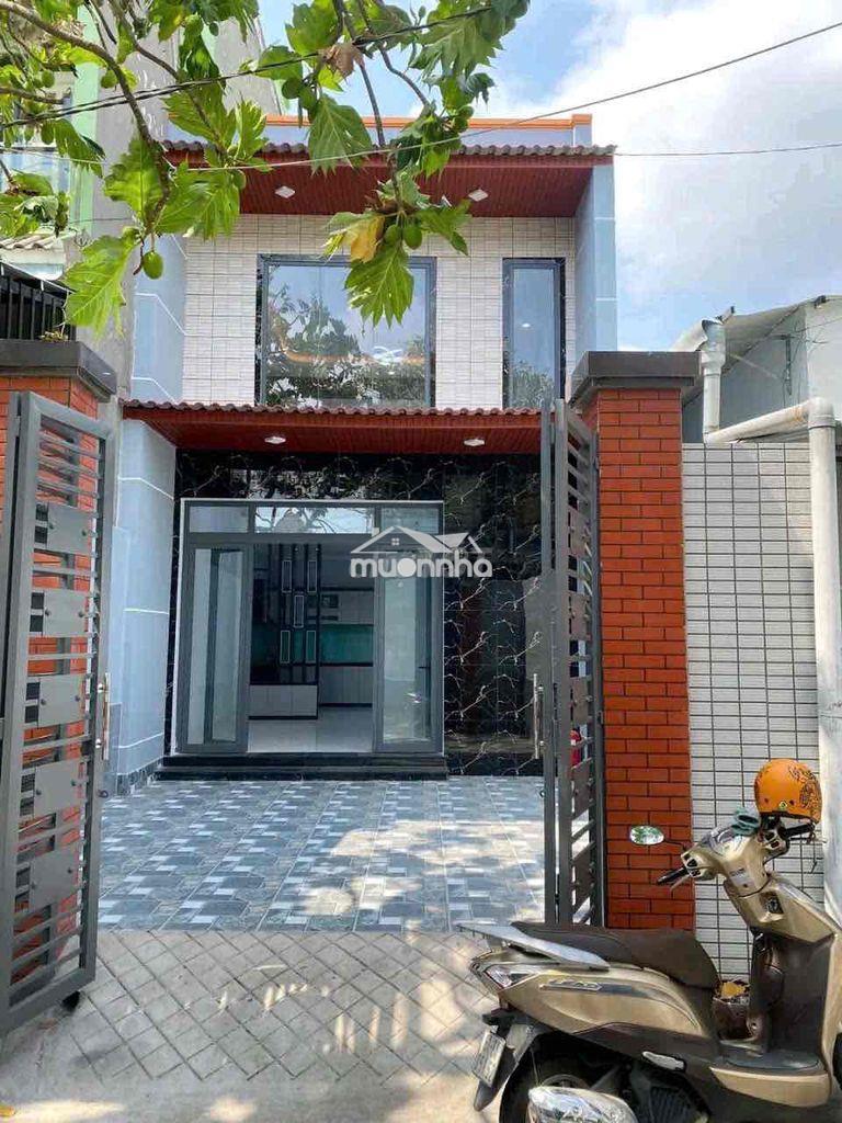 Nhà lái thiêu giáp vĩnh phú 83,8m có sân ô tô giá 4,35 tỷ