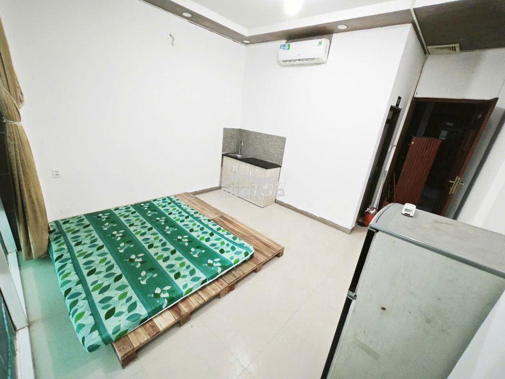 Phòng cho thuê tạ quang bửu có cửa sổ ban công kính giá 4tr - 3