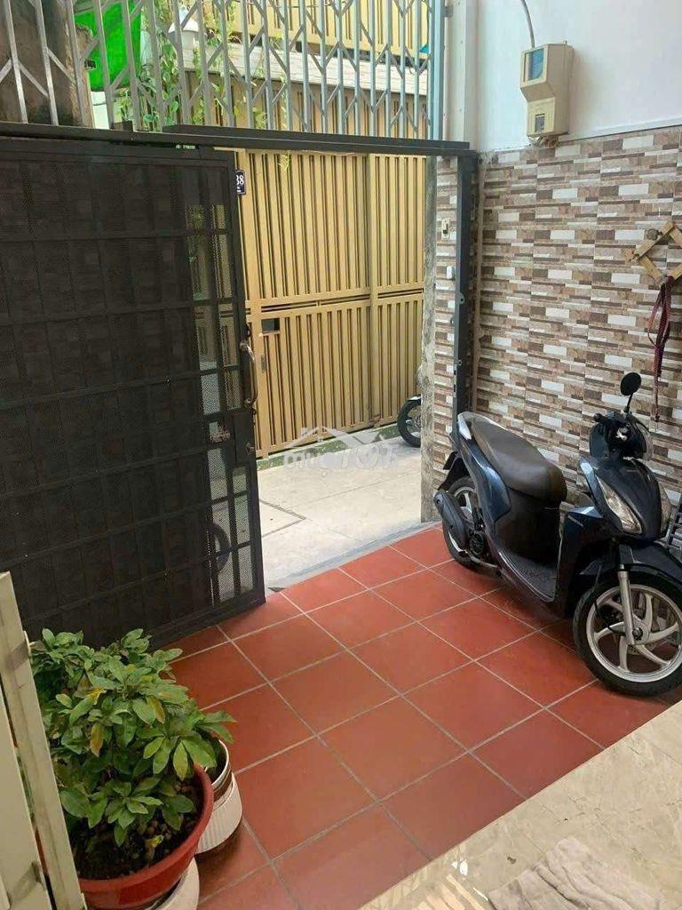 Nhà nc mới đẹp 3pn trần quốc thảo q3 - 2