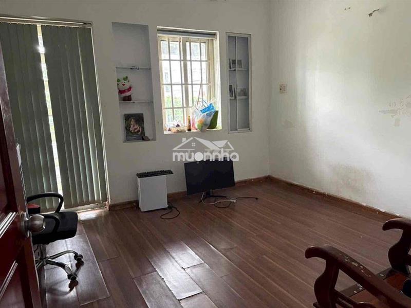 Cho thuê nhà đường lã xuân oai gần lê văn việt 3pn 3wc giá 11tr/th