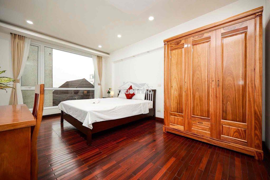 Cho thuê căn 02 ngủ 02 wc mới, full đồ, ngay mặt hồ tây, 90a xóm chùa - 4