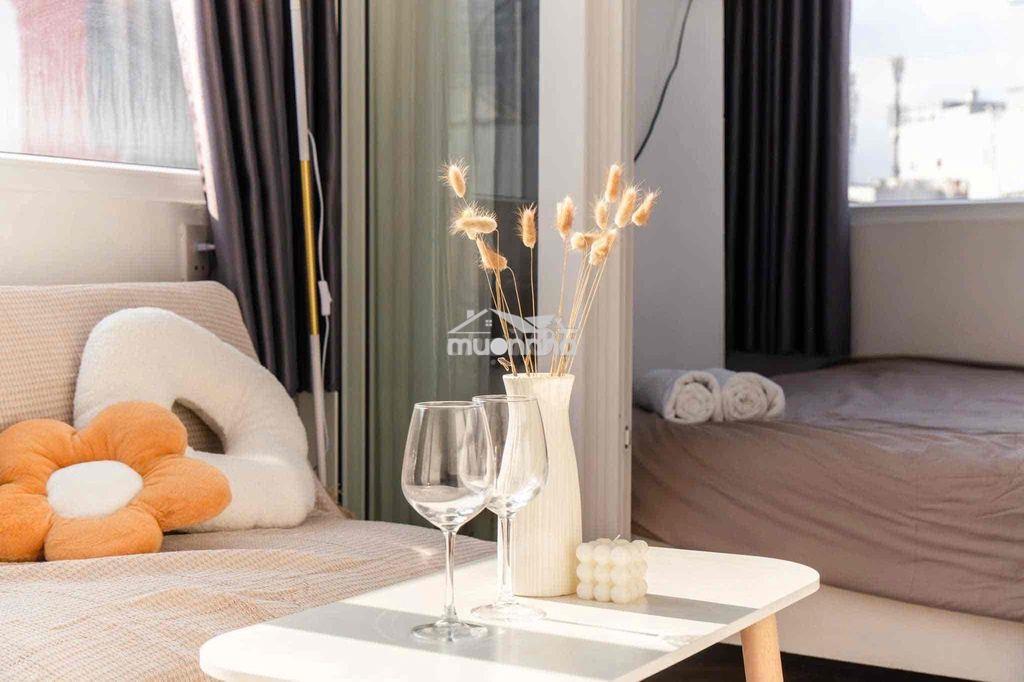 Cho thuê căn hộ 1pn có thang máy cửa sổ ngập sáng ngay cống quỳnh - 3