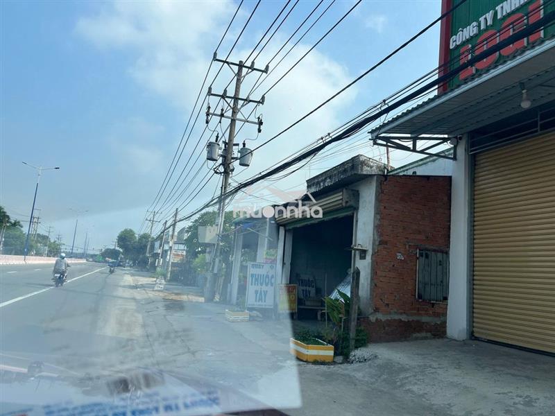 Bán nhà mặt tiền đại lộ bình dương