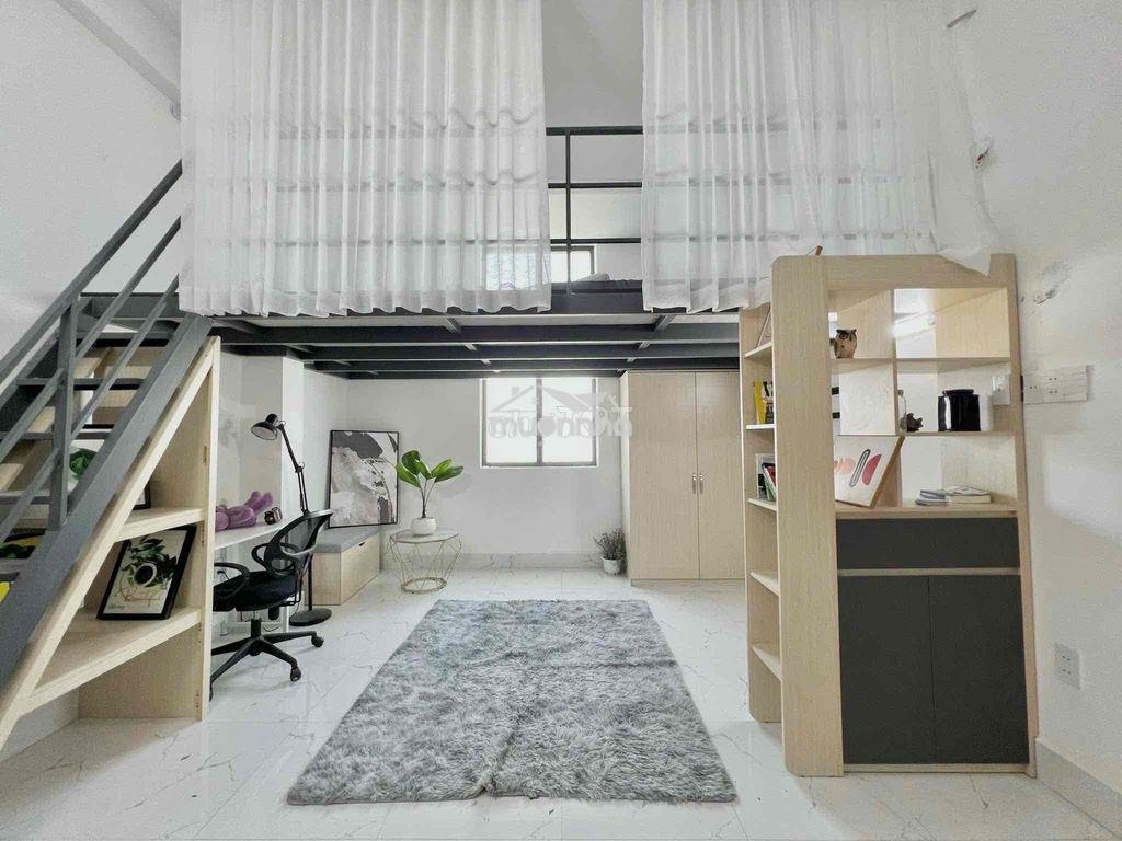 Duplex ở được 5 người - 5 xe. có thang máy - dt siêu rộng - gần vlu - 4
