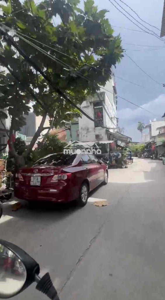 Hẻm xe hơi bến vân đồn ngang 8,5m vuông vắn