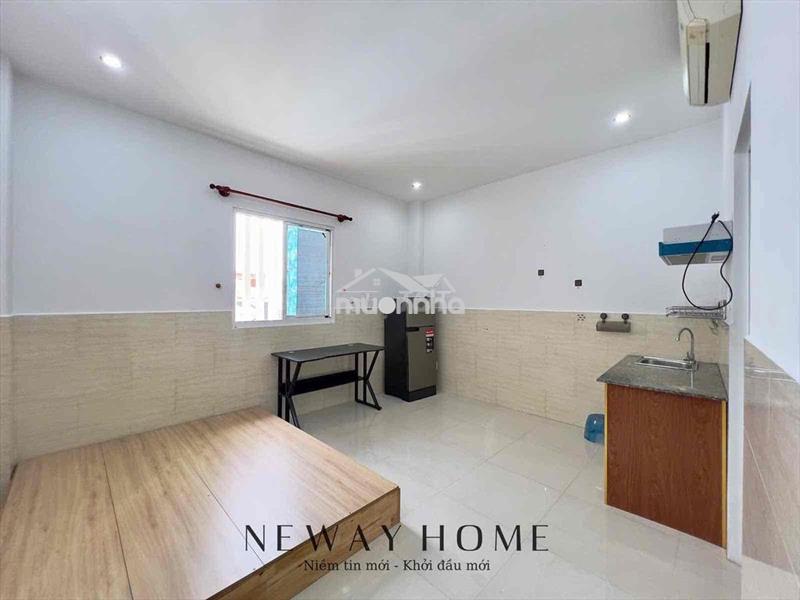 Trống sẵn 1 phòng studio cửa sổ trời sáng siêu rộng rãi ngay gần q5