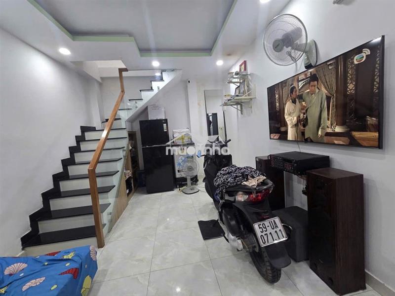 Bán nhà  mới sạch thoáng đường dương bá trạc p1 q8 