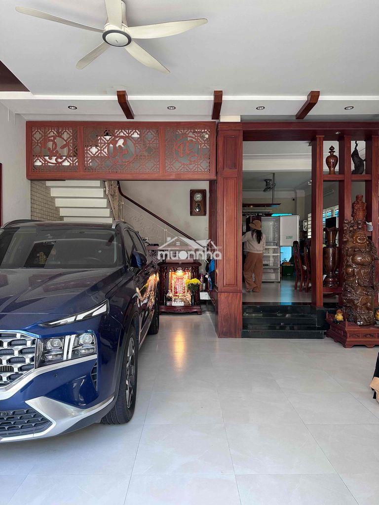 Cho thuê biệt thự full nội thất đối diện công viên cách aeon 5phút
