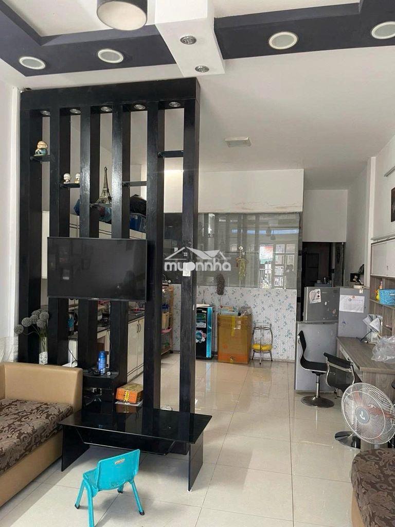 Cho thuê nhà hẻm 8m độc lập, quận tân phú: 4x16m, cấp 4 giá rẻ