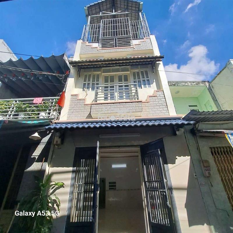 Nhà 10tr 3pn 3wc sân thượng