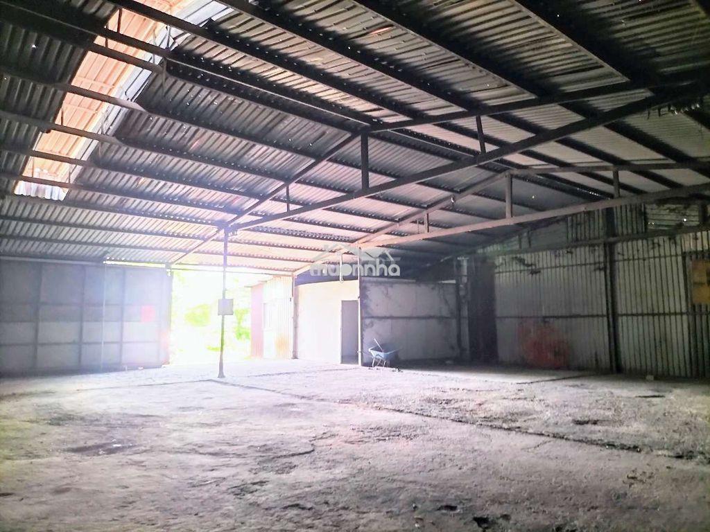 Xưởng 300m2 giá 7tr/th vĩnh lộc b - 2