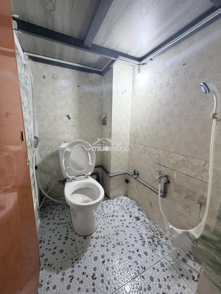 Phòng trọ đại học văn hiến máy lạnh + tủ lạnh  giá rẻ  - 4