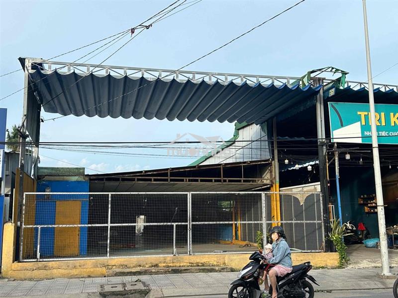 Cho thuê đất mặt tiền đường cách mạng tháng tám