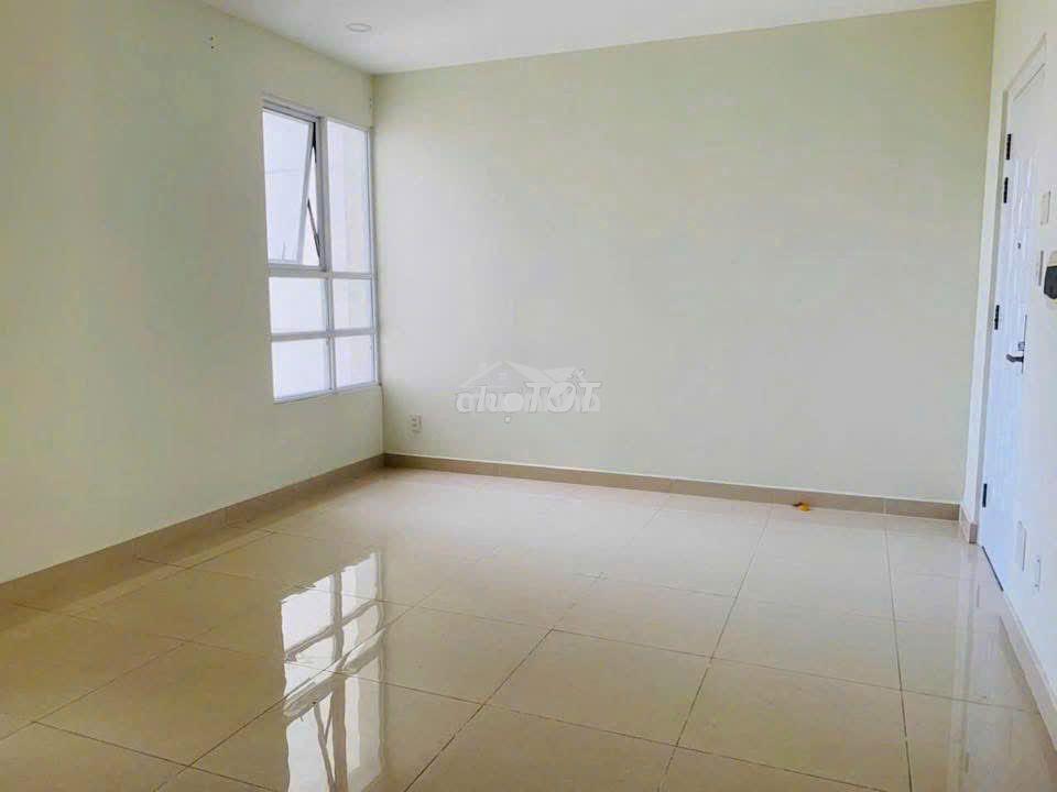 Căn 2pn và 2wc đang trống sẵn cho thuê chỉ 7 tr/tháng. lh hương xem ạ - 4