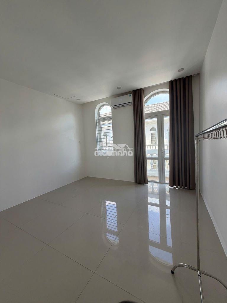 Cho thuê  shophouse tầng 4 khu đô thị phú mỹ an, gần nera garden