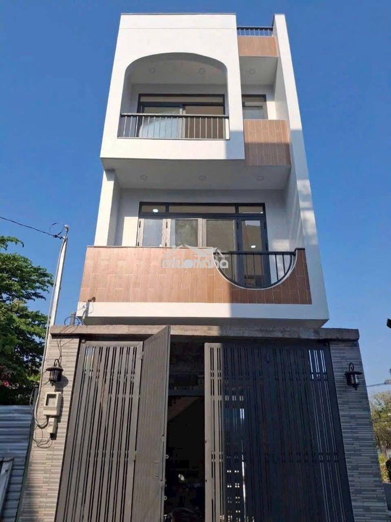 HẺM 8M CÔNG VIÊN NGUYỄN THẾ TRUYỆN_DT: 4.5MX18M_ĐÚC 3.5 TẤM 4PN_S.TH