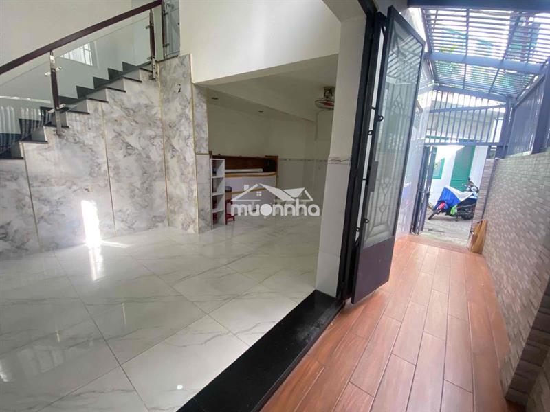 Nguyên căn 2pn ngay cầu lê văn sỹ, quận 3