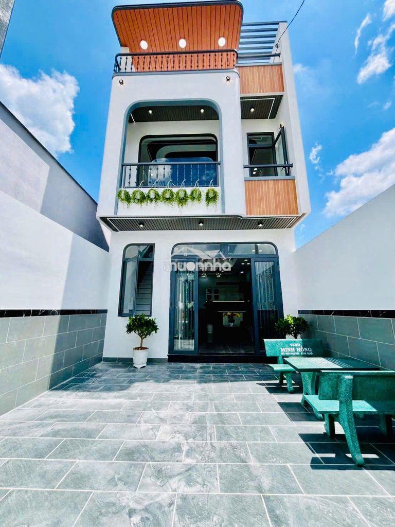 🏡 Chú 5 bán nhà đẹp kế ubnd vị trí đẹp  giá 2,75 tỷ - 4
