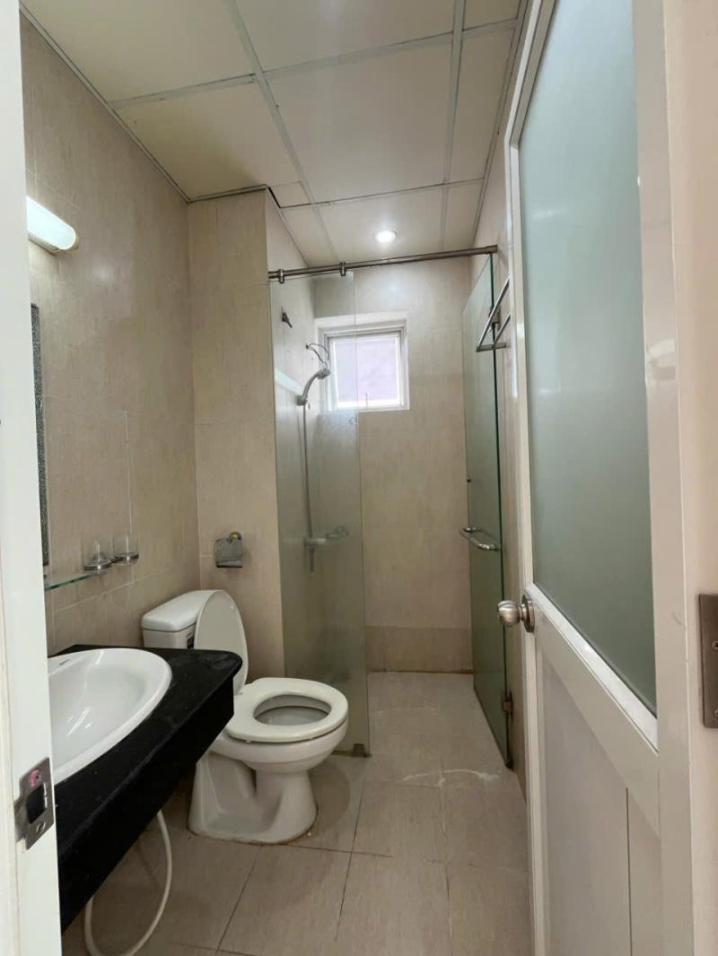 Bán chung cư tara quận 8 dt: 71.25m2  2pn  2wc giá 4.050 tỷ 