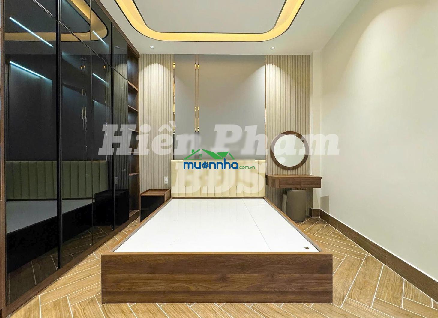 Nhà mới hiện đại full nt hẻm 588 huỳnh tấn phát - liền kề pmh