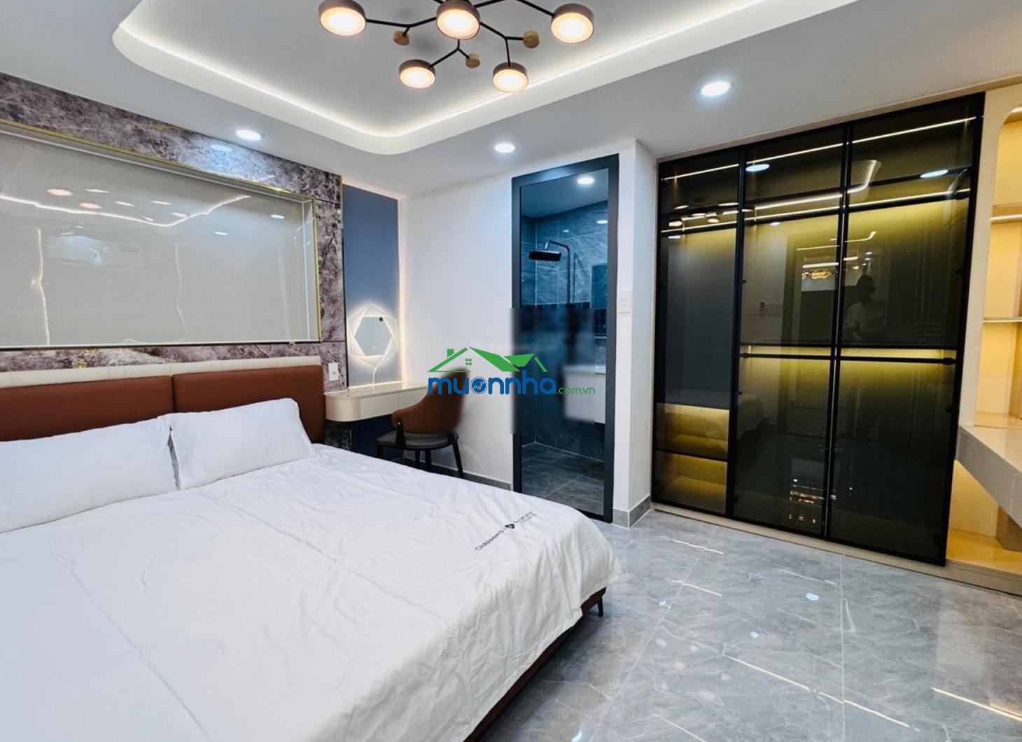 Siêu phẩm thích quảng đức phú nhuận - ô tô ngủ nhà - thang máy - 10,xtỷ