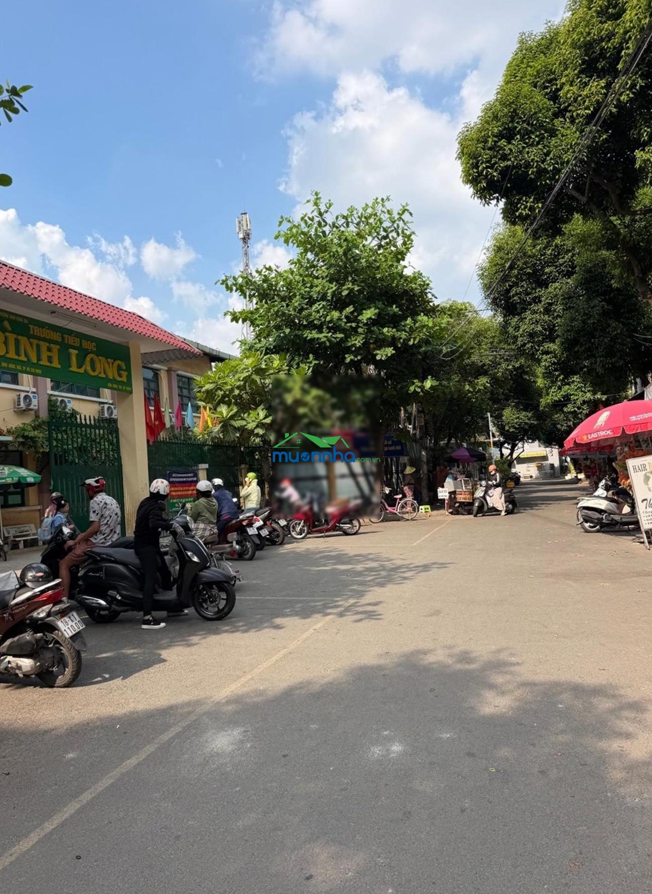 3 tầng đẹp ở liền, 3pn, 2wc. kênh nước đen, giáp tân phú - 2