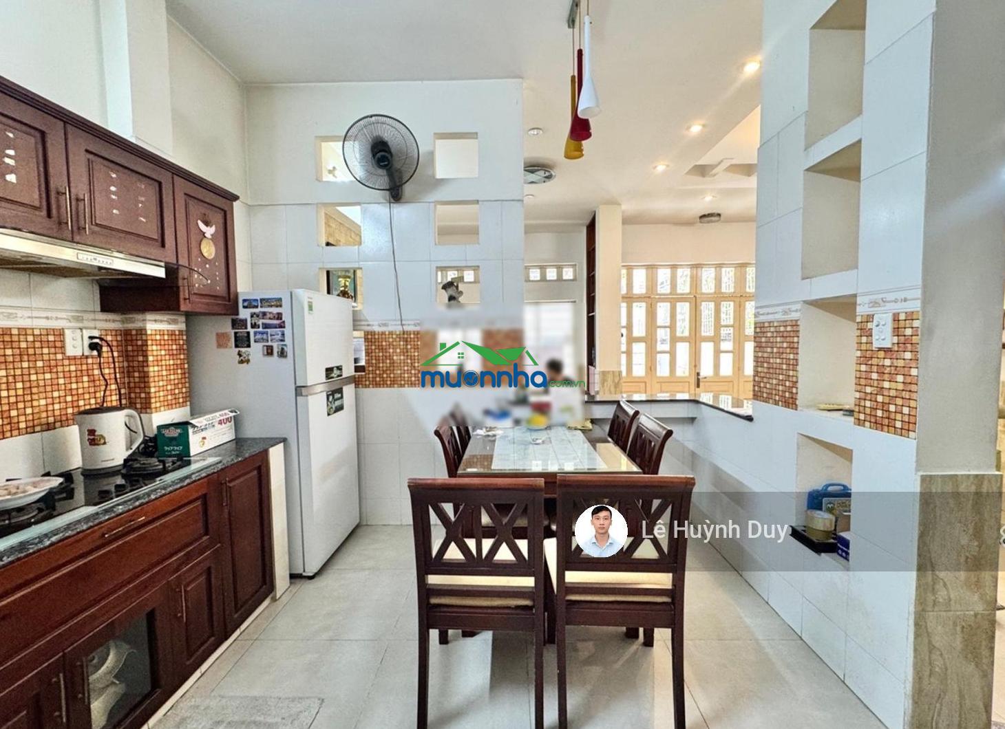 Giáp bình thạnh - emart phan văn trị- hxh thông - 4 tầng - 6.7m, vuông a4 - 105m2 - 12,5 tỷ