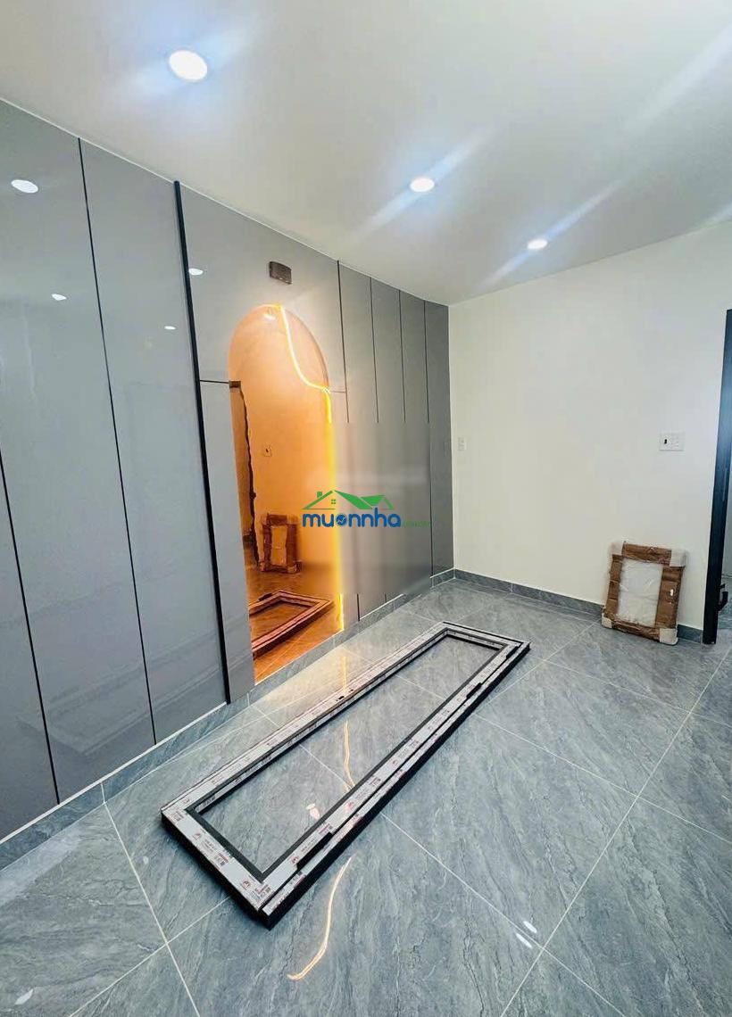 Chính chủ gửi bán gấp nhà đẹp hẻm 118 vĩnh hội, vị trí cực hiếm hẻm 3m, dt: 3,4x13m, giá 4,75 tỷ - 2