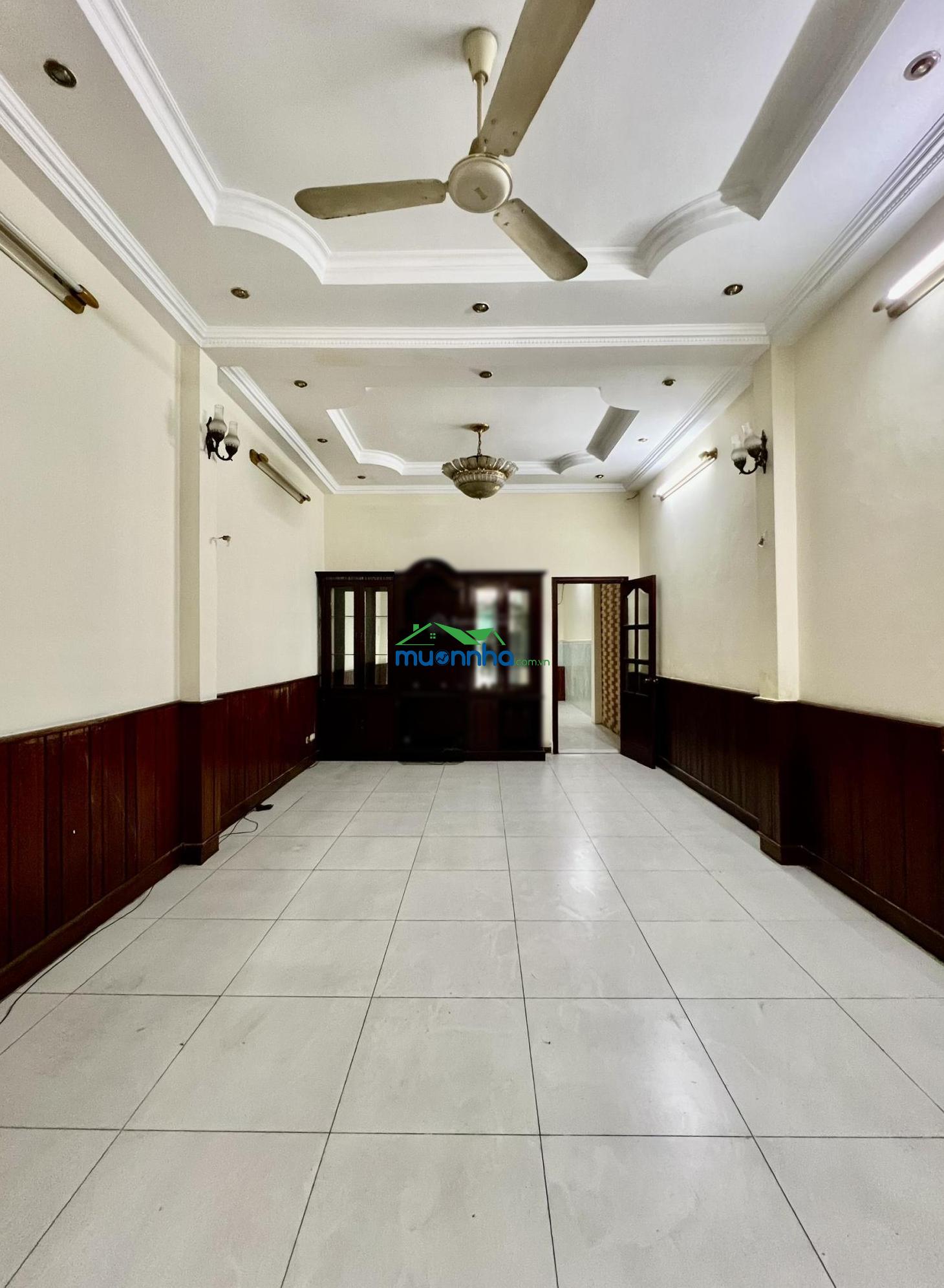 Hxh nguyễn thái bình 4m x 15m 4 tầng ngay vincom cộng hòa cách 1 căn ra mặt tiền