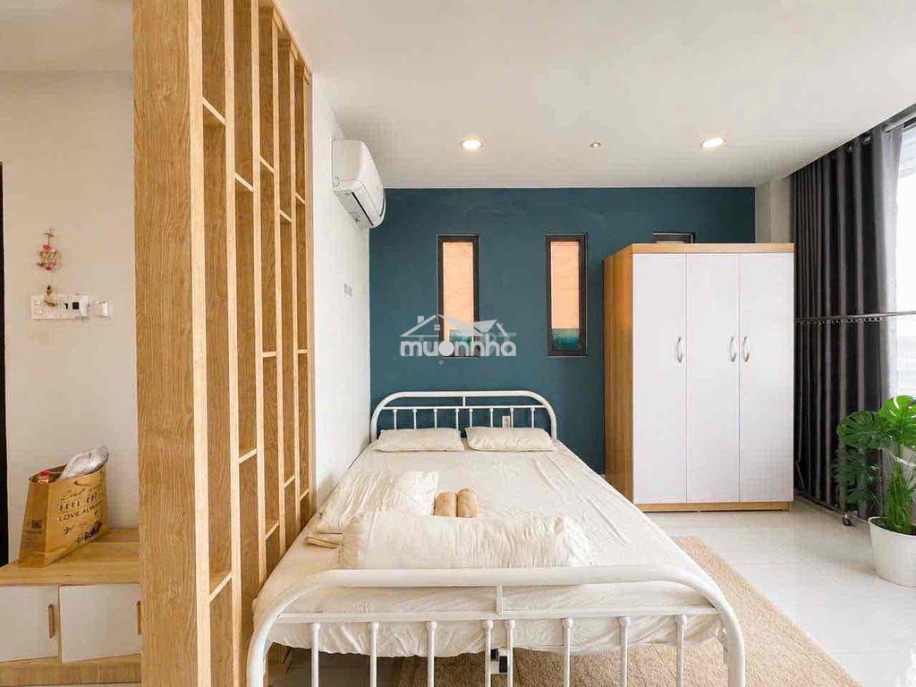 Studio ban công tại khu ẩm thực phan xích long. 5p tới quận 1, quận 3 - 2