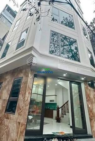 Chủ ngộp mùa world cup - bán gấp căn 5 tầng lô góc kinh doanh phú nhuận - xe hơi sát nhà - 9.x tỷ - 3