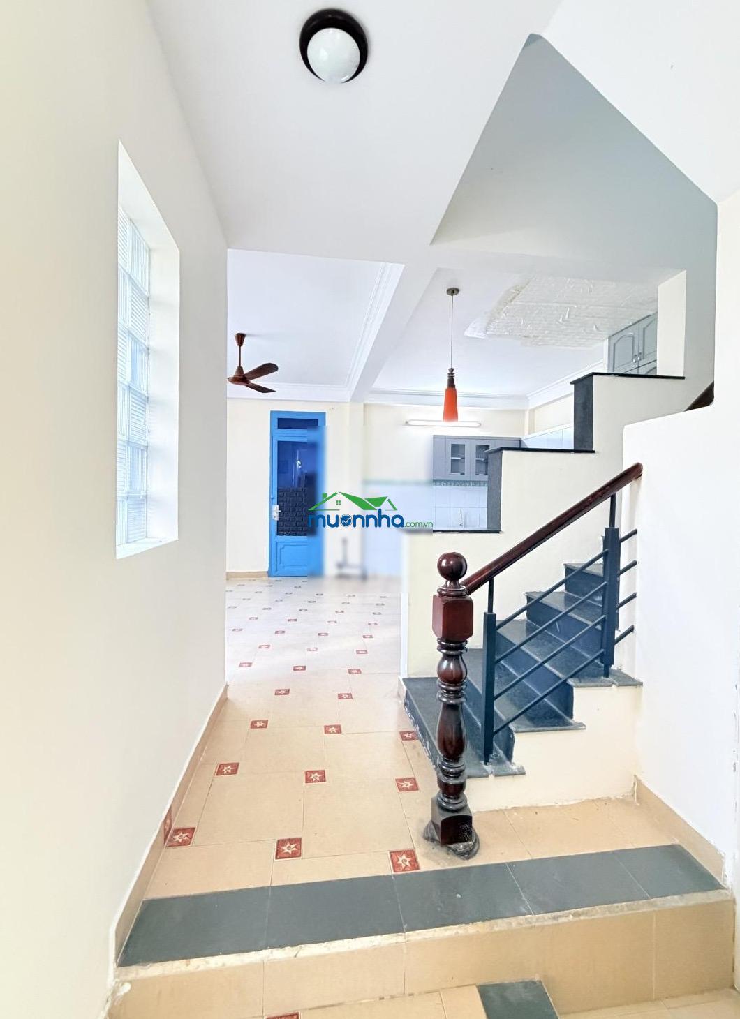 Chủ giảm sốc 1.5 tỷ, giá chào mới 8.8 tỷ còn tl. bán đất tặng luôn căn nhà 3 tầng cạnh mặt tiền hx - 3