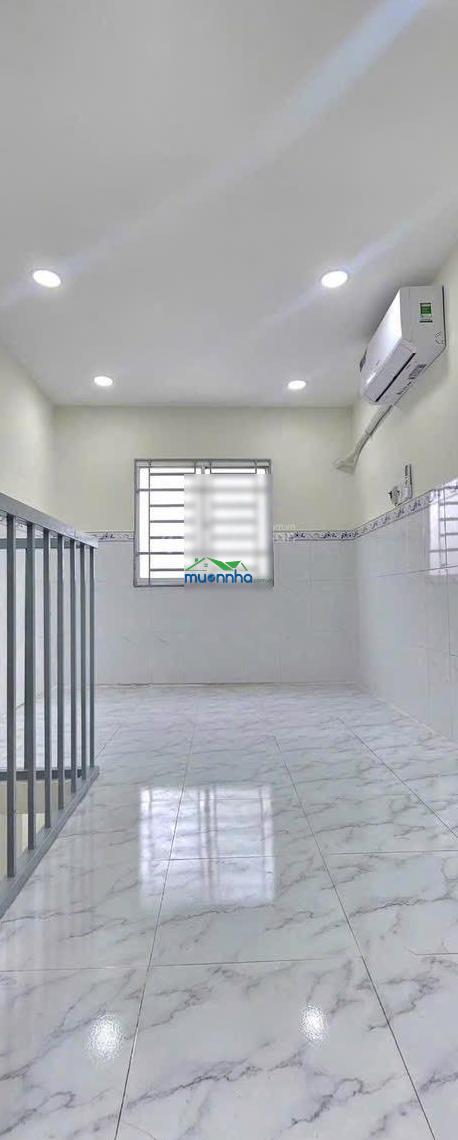 Bán nhà lê đại hành q11 trệt 2 lầu shr nhà đẹp giá hấp dẫn 2 tỷ 480