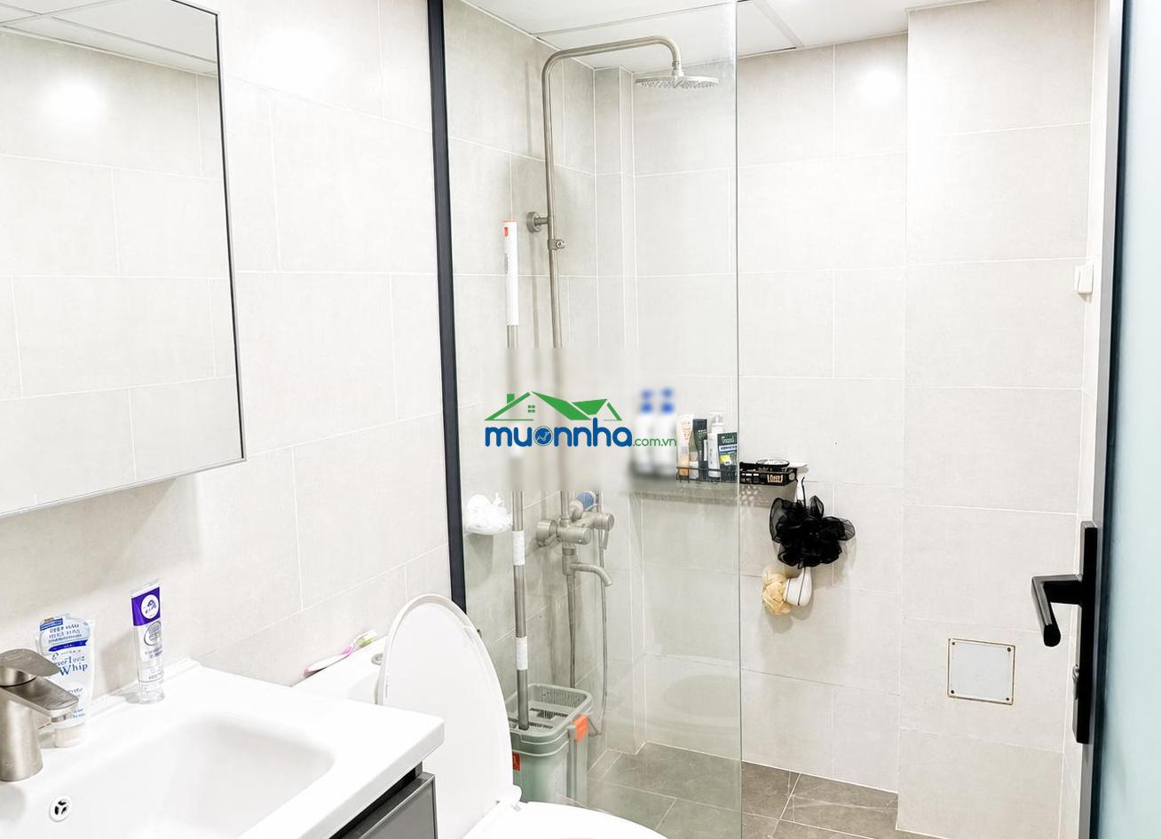 Nhà đẹp 64m2 có phòng dưới trệt 5 tỷ, shr không qh, p6 q8
