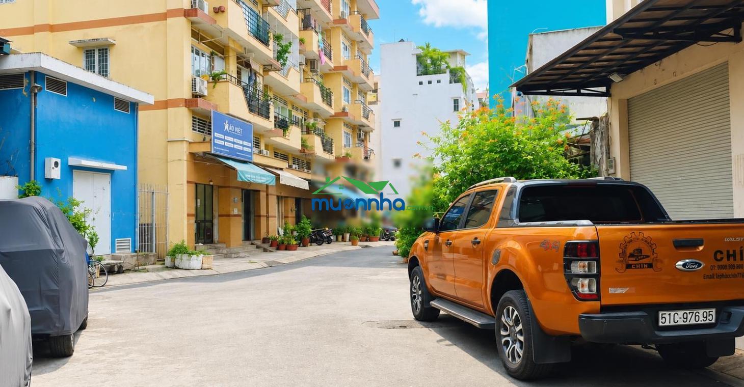 Hiếm có khó tìm! nhà 5 tầng đẹp lê trực, 4,4m x 14m 62,4m², hẻm 5m, kinh doanh tốt chỉ 10 tỷ